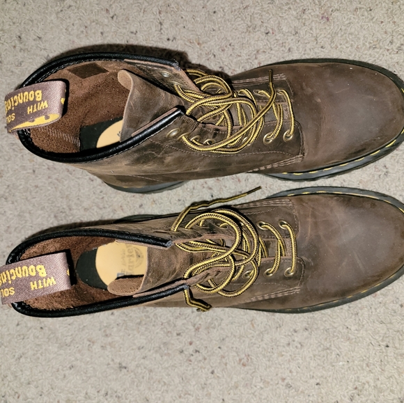 Dr. Martens 1460 Crazy Horse Leather Lace Up Boots in Brown - Picture 3 of 6